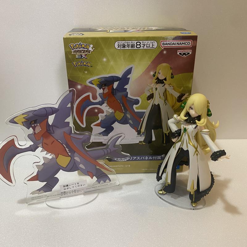 Pokemon Masters EX PANEL SPECTACLE Arc Suit Cynthia & Mega Garchomp Figure